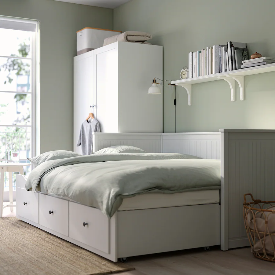 HEMNES Day-bed frame with 3 drawers